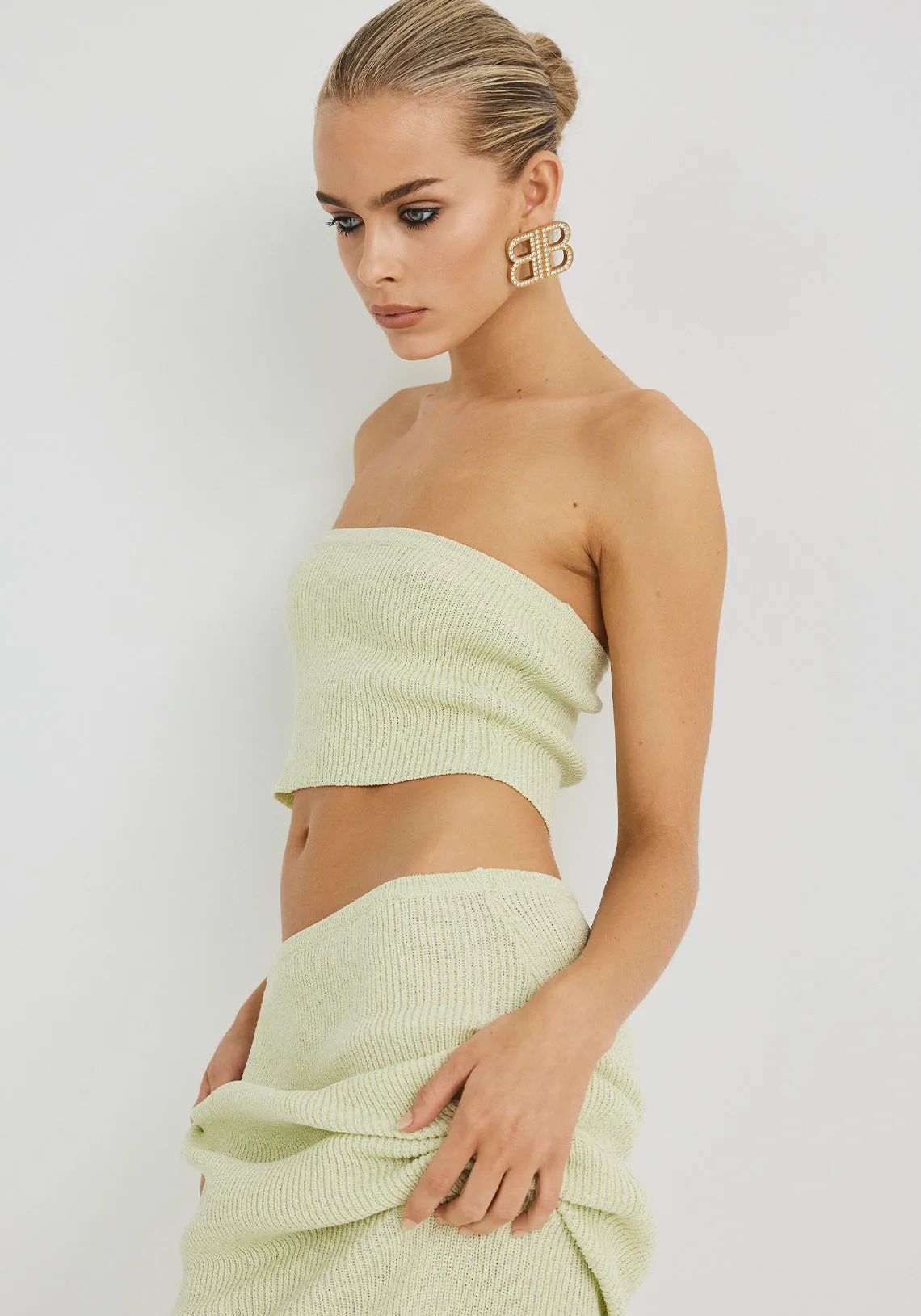 DAVIA KNIT CROP PEAR