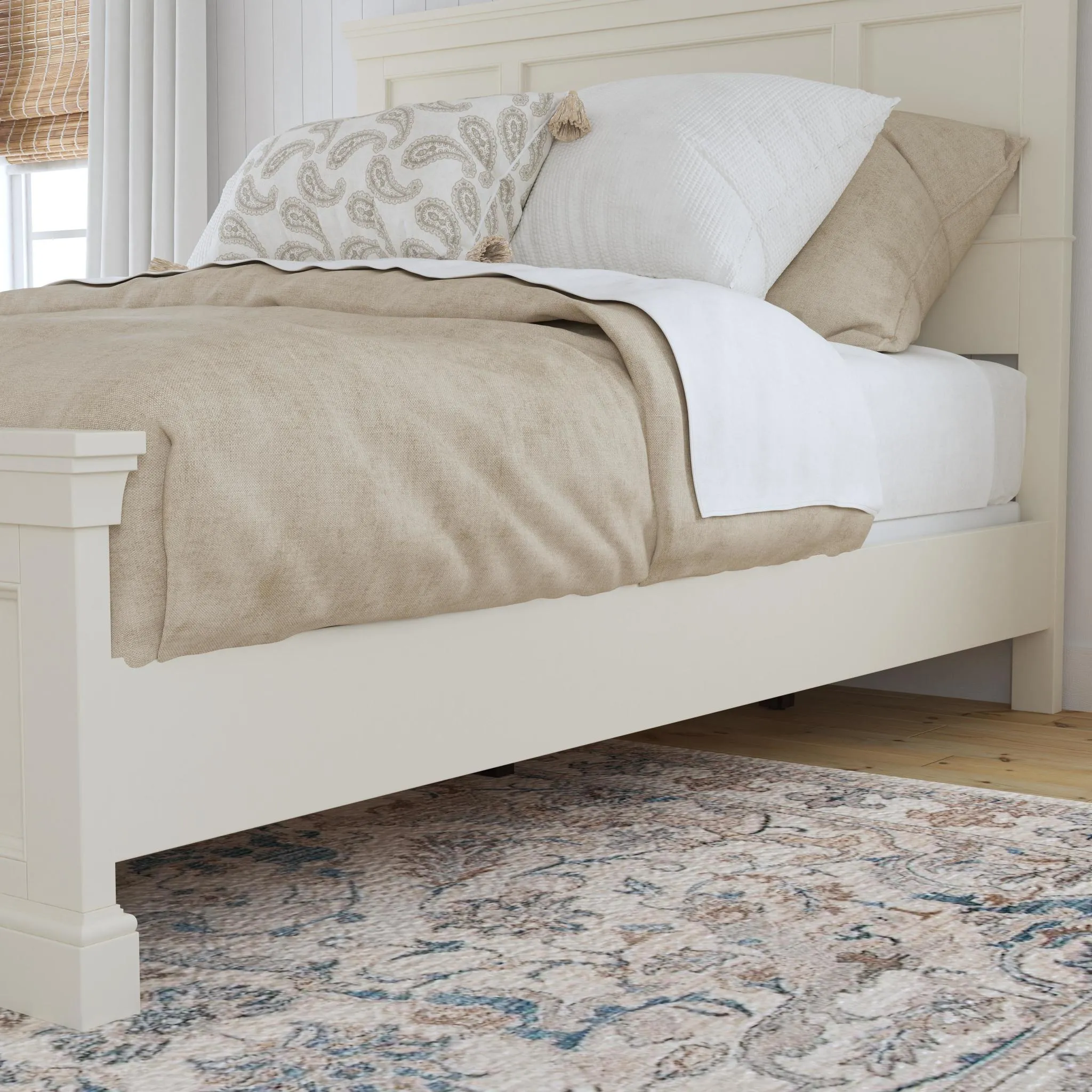 Naples Off-White Queen Bed